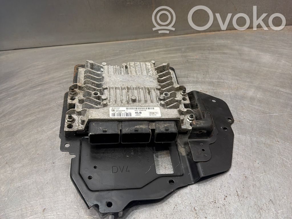 Ford Fiesta Engine control unit/module 