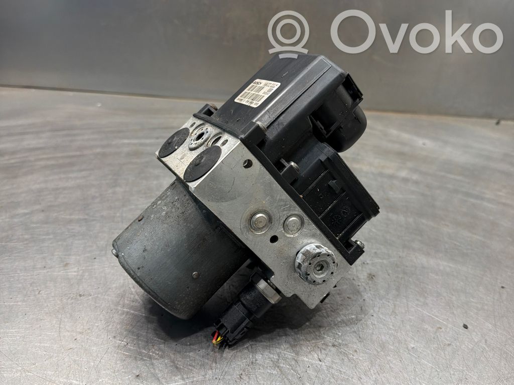 Volkswagen PASSAT B5.5 Bomba de ABS 