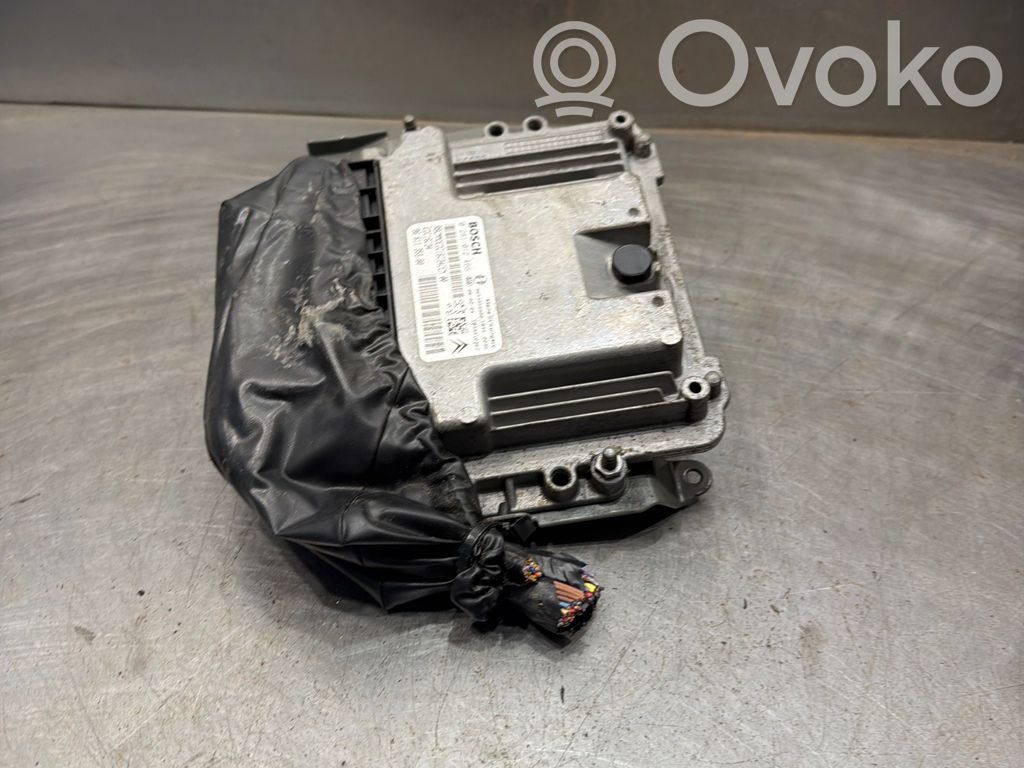 Peugeot 307 Engine control unit/module 
