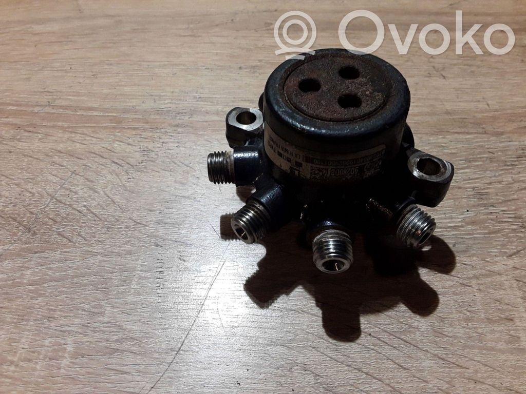 Ford Focus Fuel main line pipe 