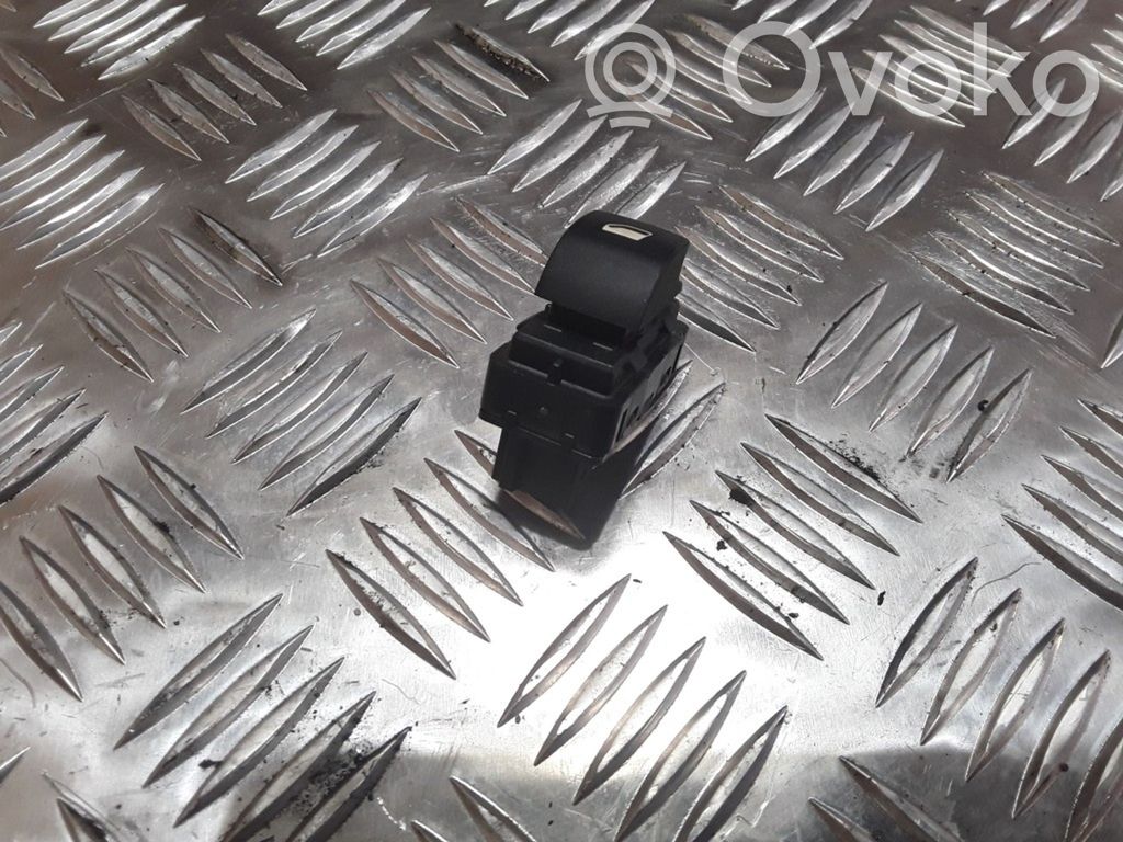 Peugeot 308 Electric window control switch 