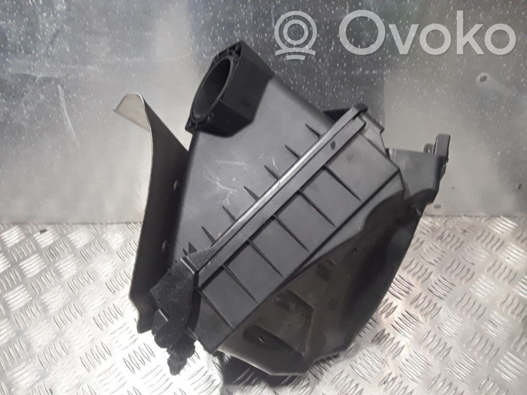 Audi A4 S4 B6 8E 8H Luftfilterkasten 