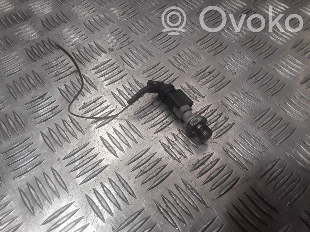 Peugeot 308 Oil pressure sensor 