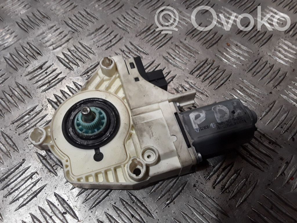 Audi A6 S6 C6 4F Silnik regulatora szyby drzwi przednich 