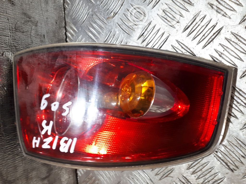 Lampa tylna   6L6945095A,6L6945111A