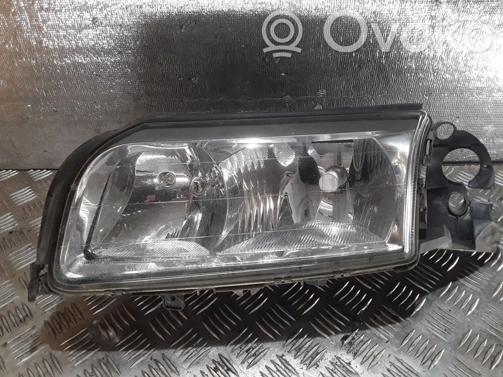 Volvo S80 Priekinis žibintas 