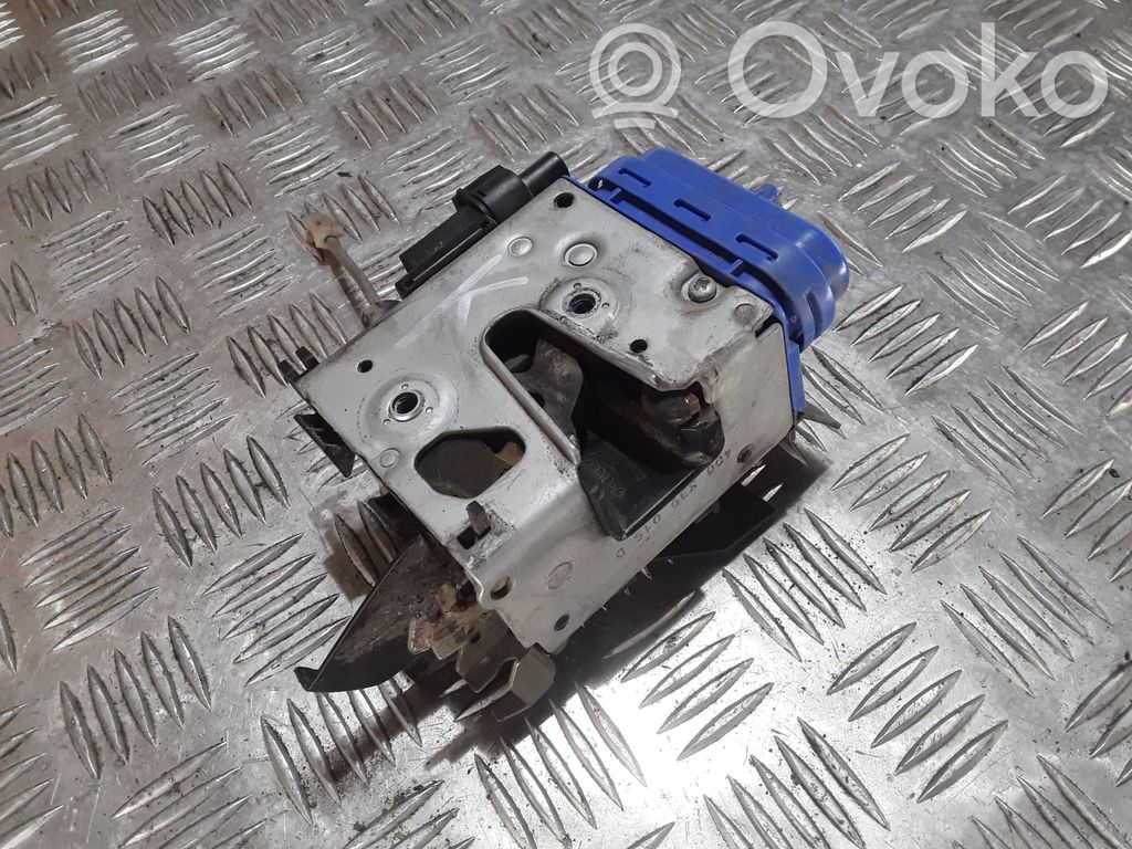 Audi A8 S8 D2 4D Galinių durų spyna 