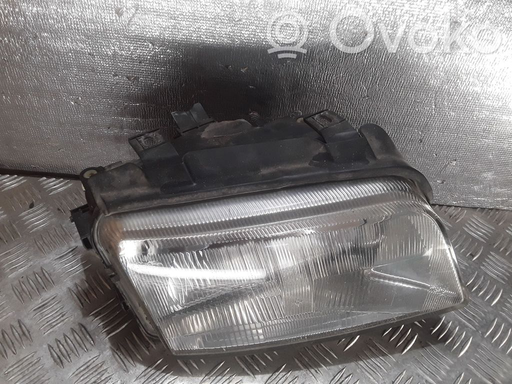 Audi A4 S4 B5 8D Scheinwerfer 
