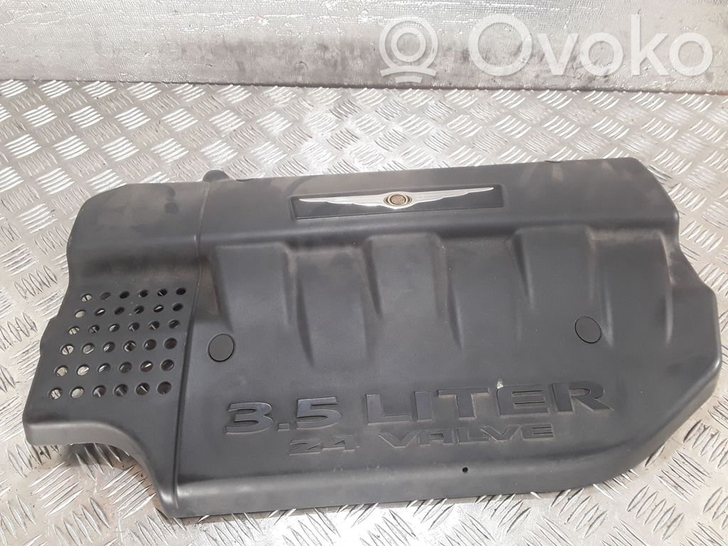 Chrysler Pacifica Variklio dangtis (apdaila) 