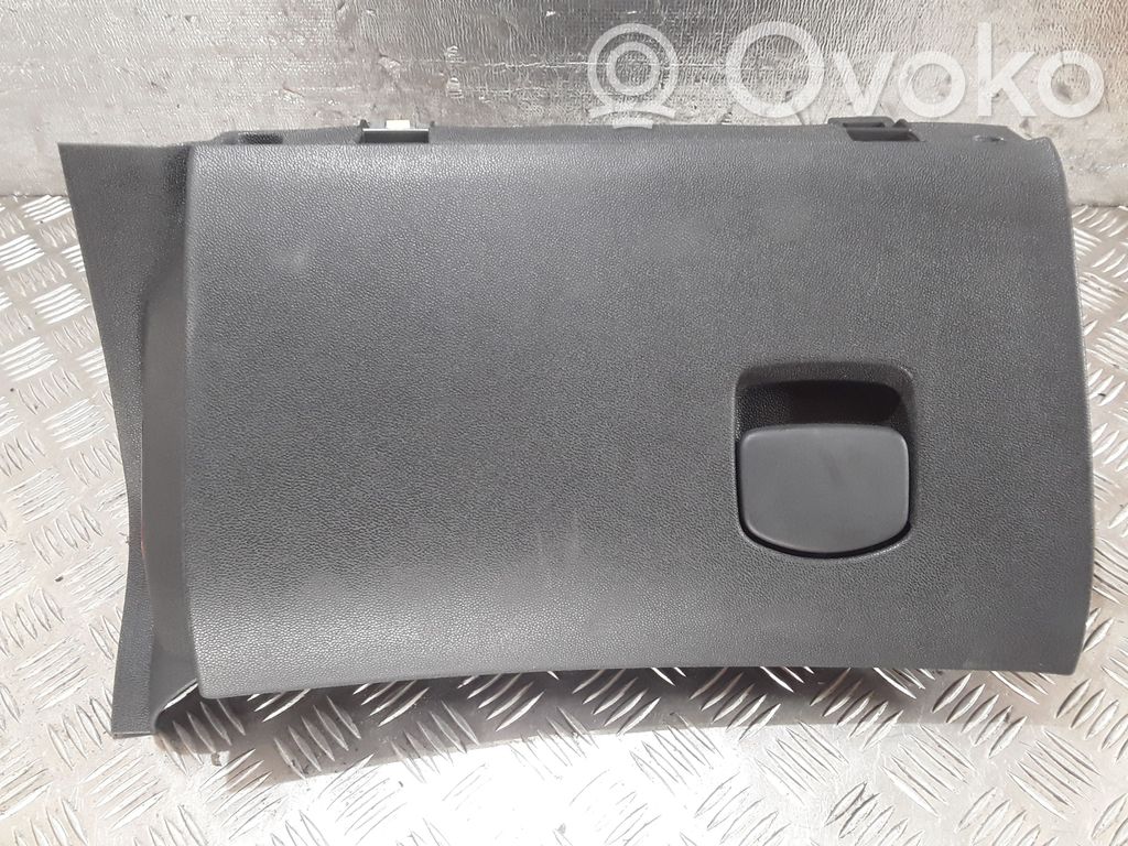 Opel Corsa D Glove box 