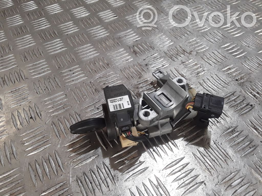 Mitsubishi Colt Ignition lock 