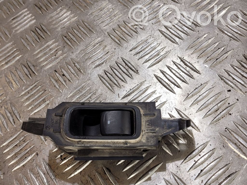 Subaru Legacy Electric window control switch 