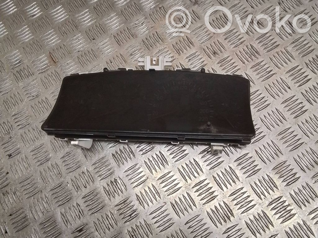 Toyota Corolla Verso E121 Spidometrs (instrumentu panelī) 