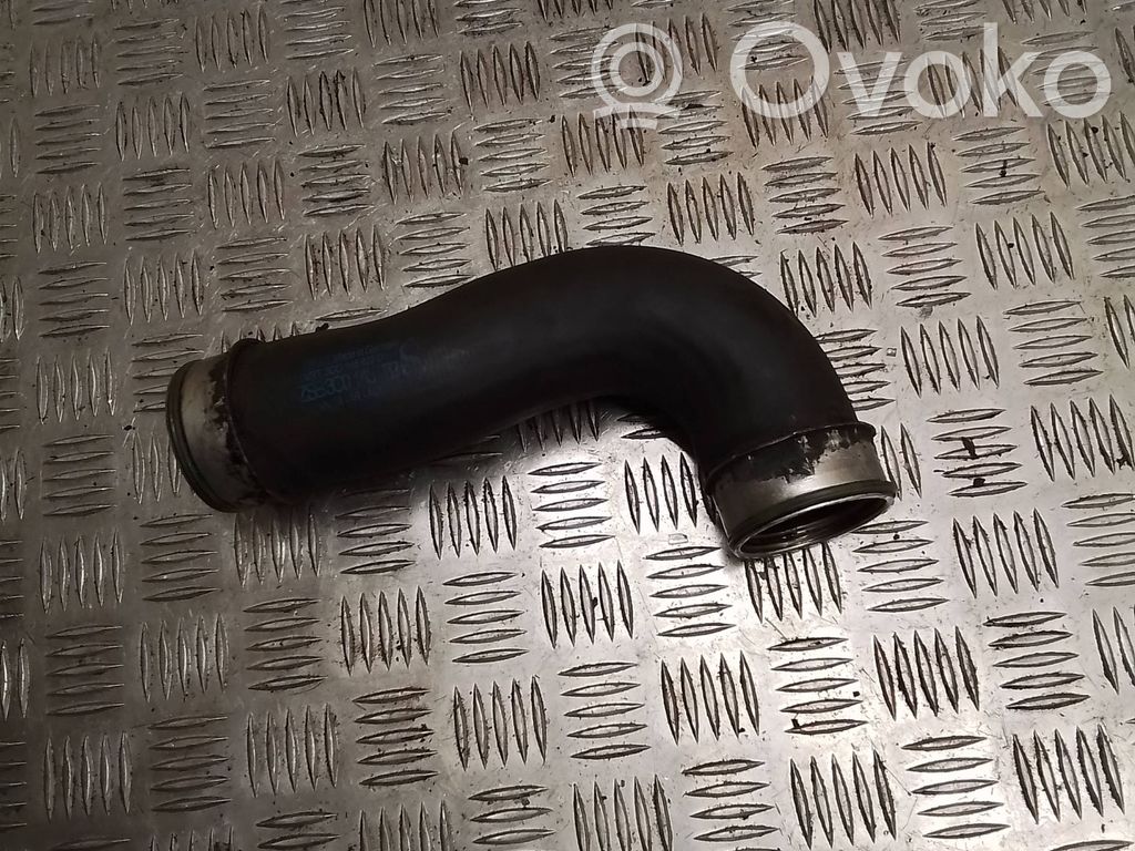 Volkswagen PASSAT B6 Intercooler hose/pipe 