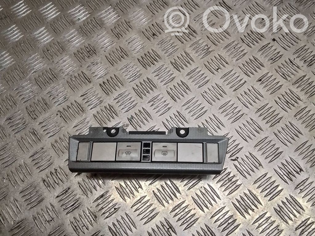 Ford Focus Windscreen/window heater switch 