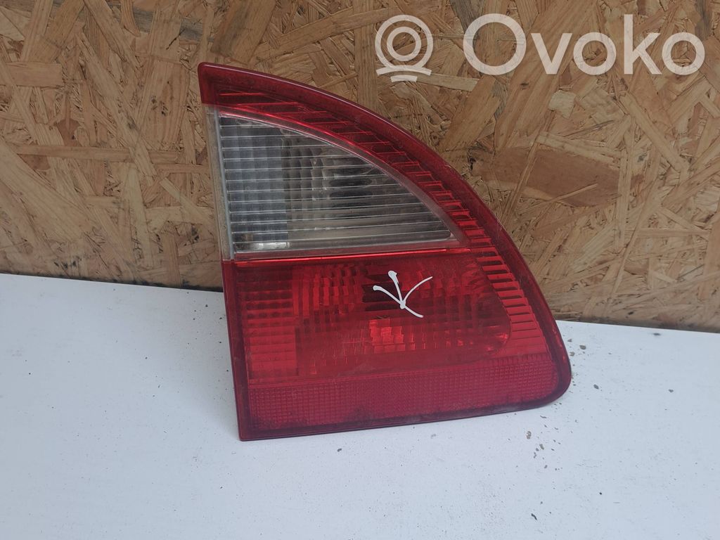 Ford Galaxy Takaluukun takavalot 