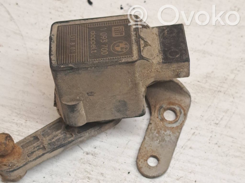 BMW 5 E39 Front height sensor lever 