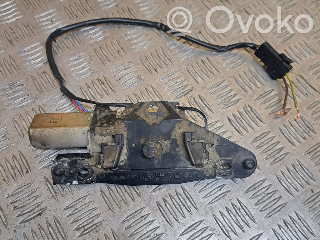 BMW 5 E39 Tailgate/trunk/boot lift motor 