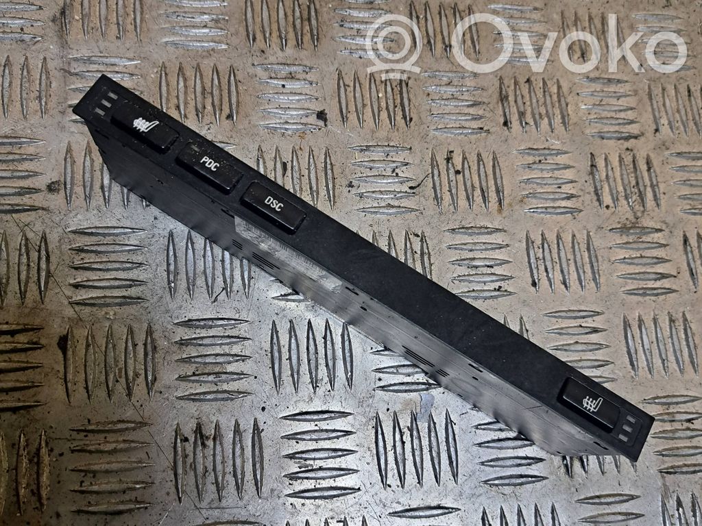 BMW 5 E39 Seat heating switch 