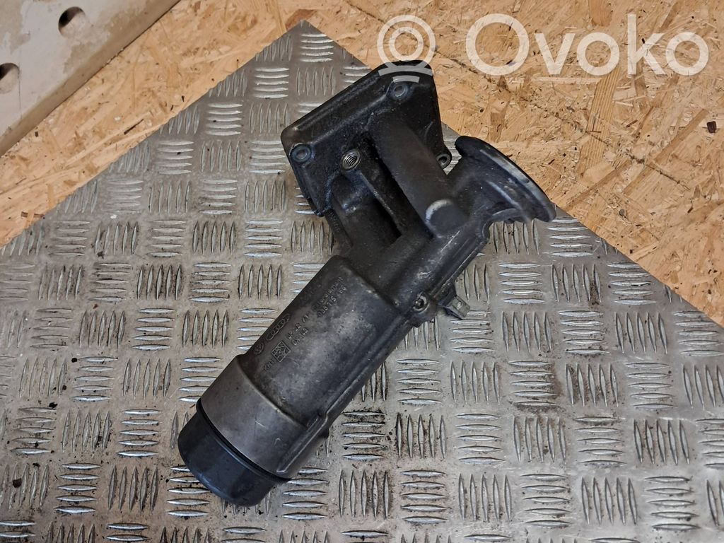 Ford Galaxy Oil filter mounting bracket 