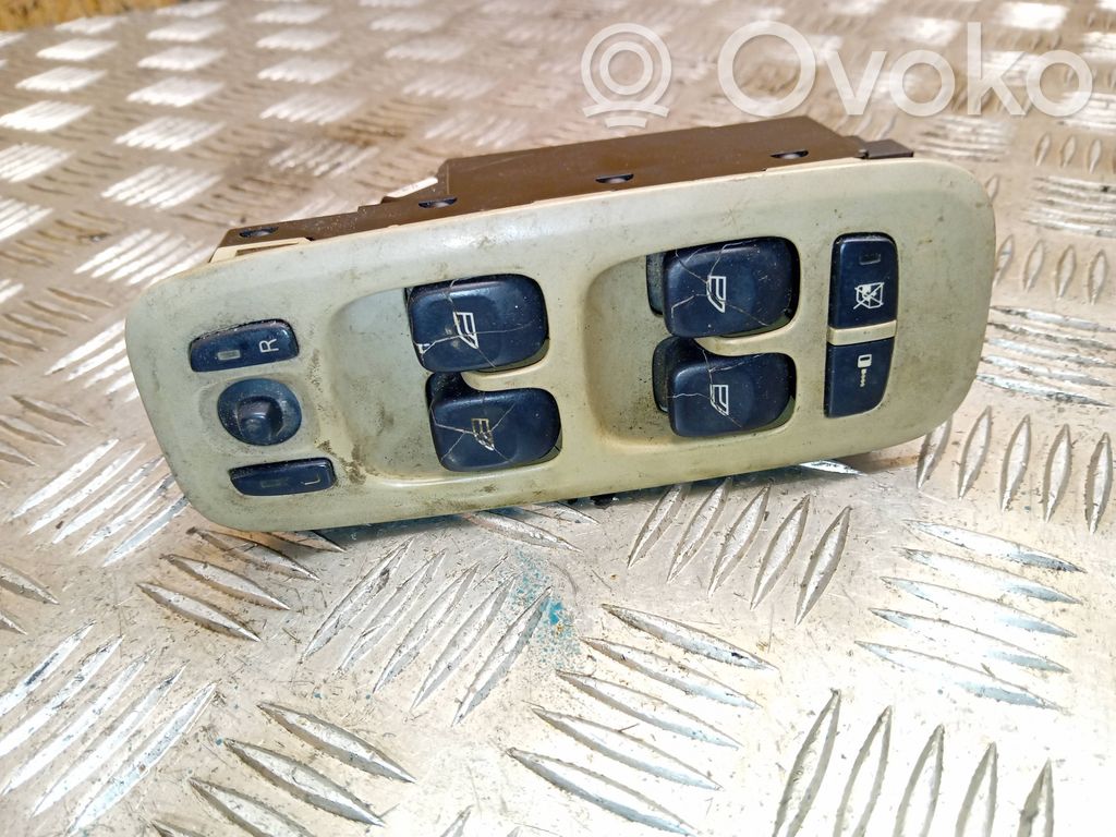 Volvo V70 Electric window control switch 