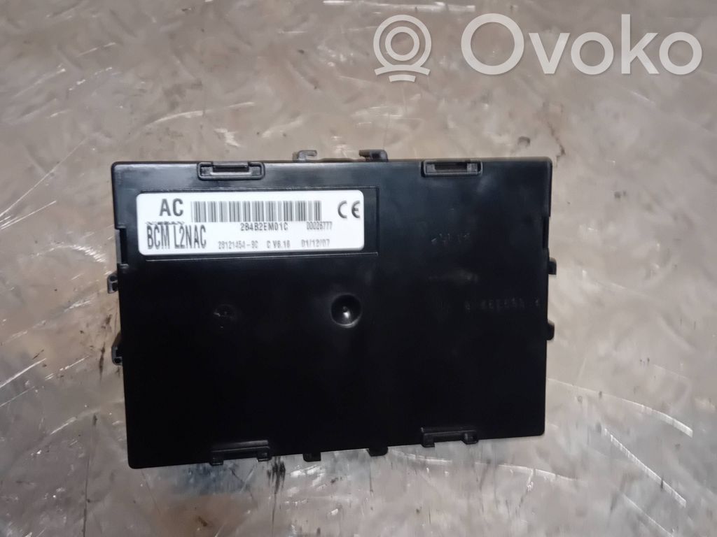 Nissan Note (E11) Komforto modulis 