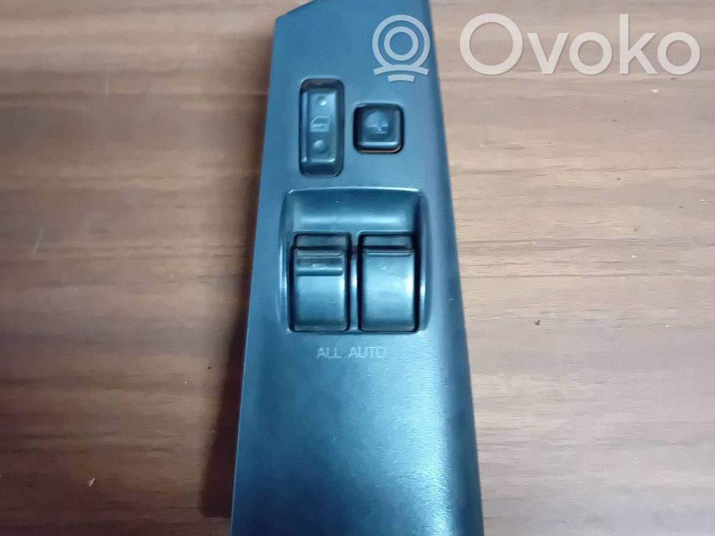 Toyota Corolla E120 E130 Electric window control switch 