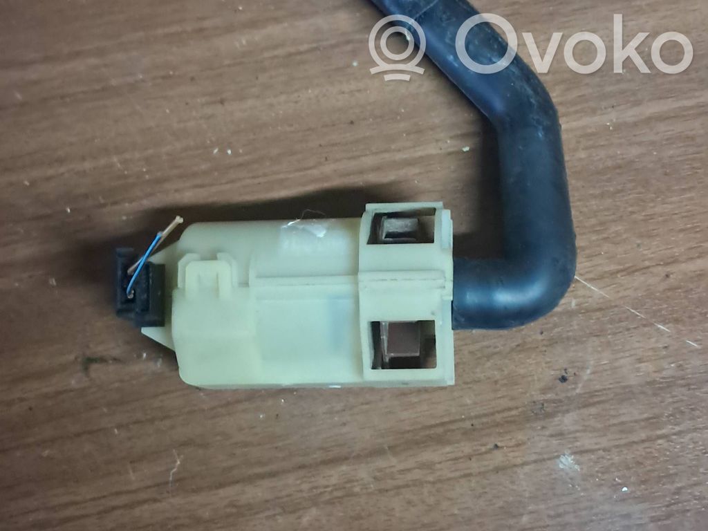 Audi A4 S4 B5 8D Secondary air pump 