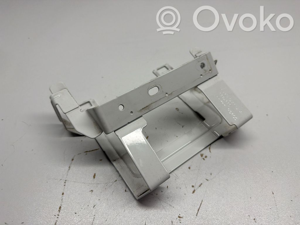 Volvo XC60 Other engine bay part 