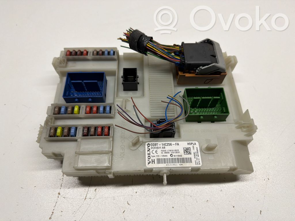Volvo XC60 Fuse module 