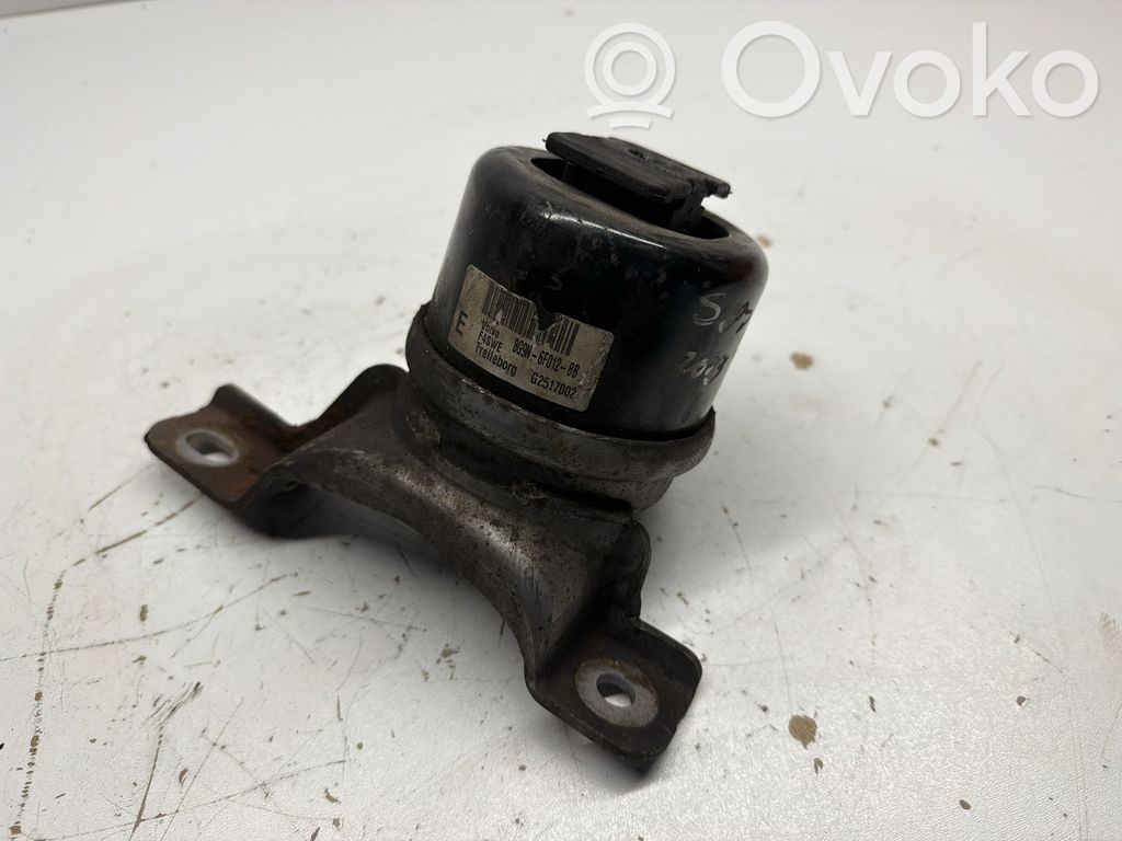 Volvo S80 Engine mount bracket 