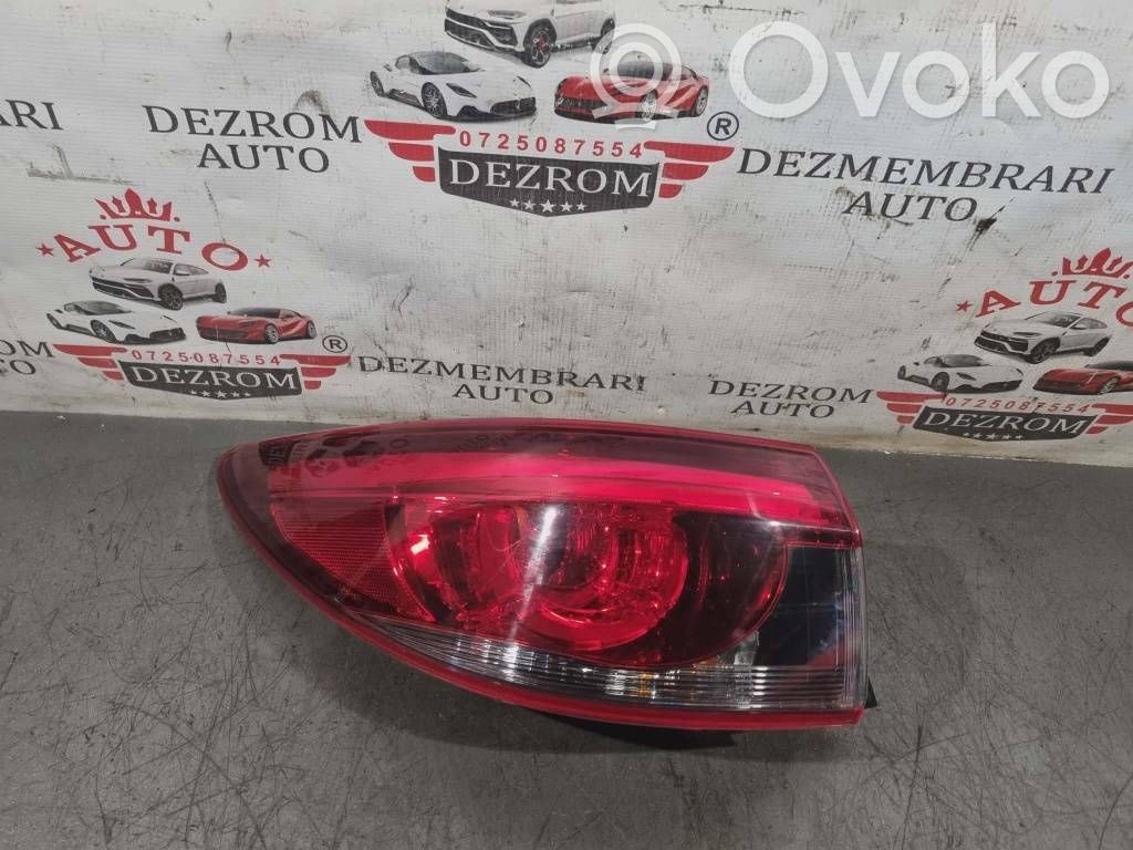 Mazda 6 Aizmugurējais lukturis virsbūvē 