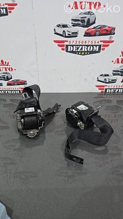 Tesla Model 3 Cinturón delantero 
