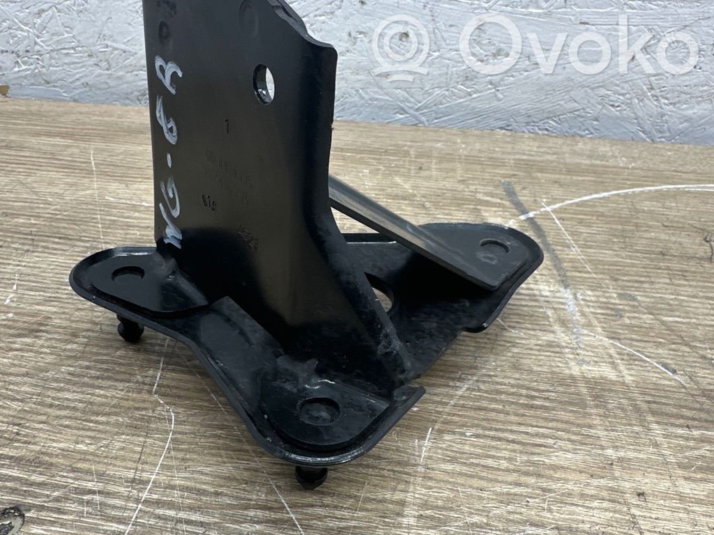 Volkswagen Golf VIII ABS pump bracket 