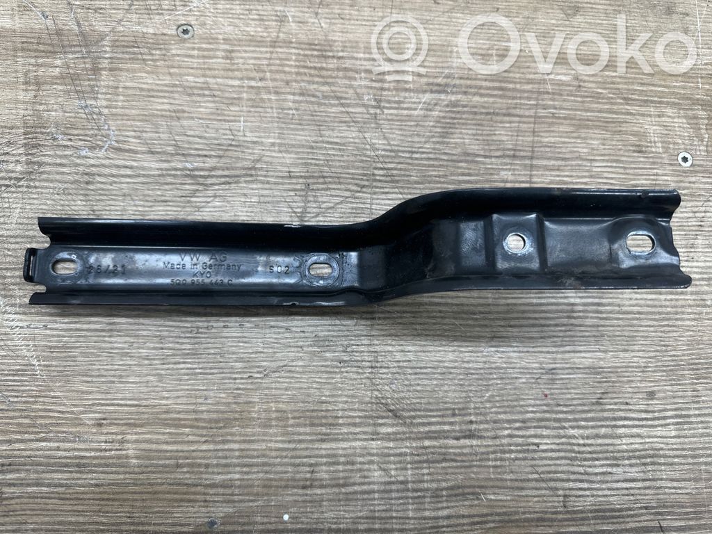 Volkswagen Golf VIII Muu moottoritilan osa 