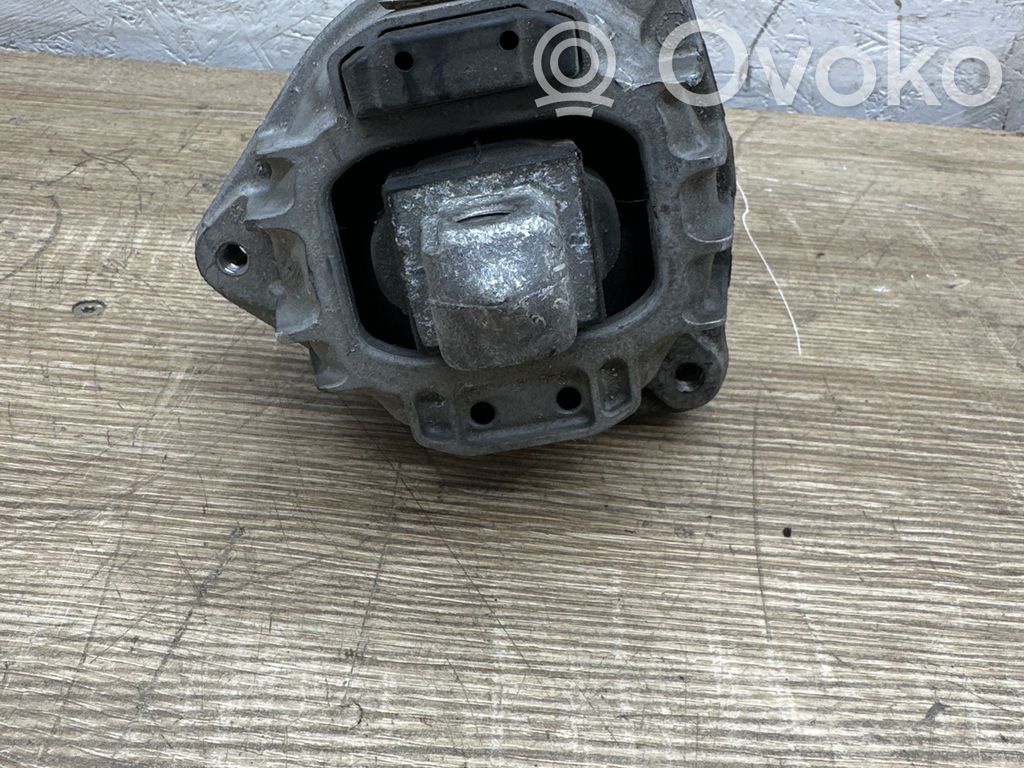 BMW 6 F06 Gran coupe Engine mount bracket 
