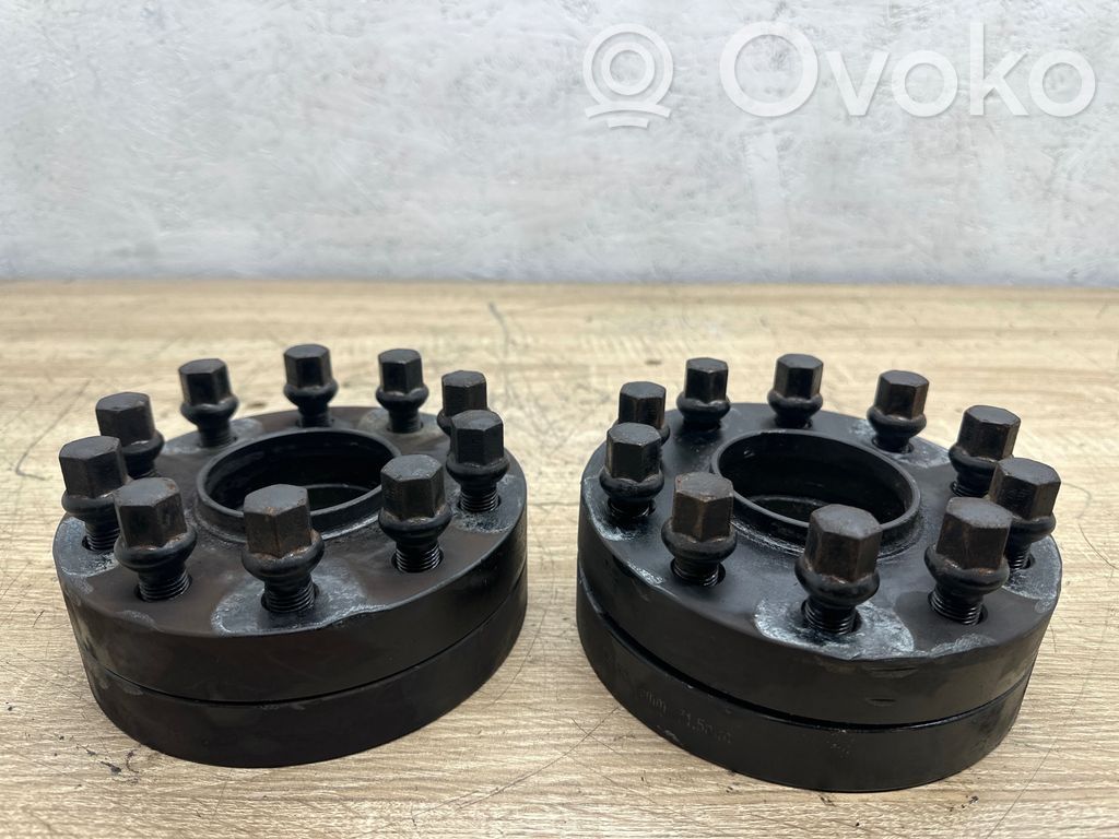 Wheel spacers