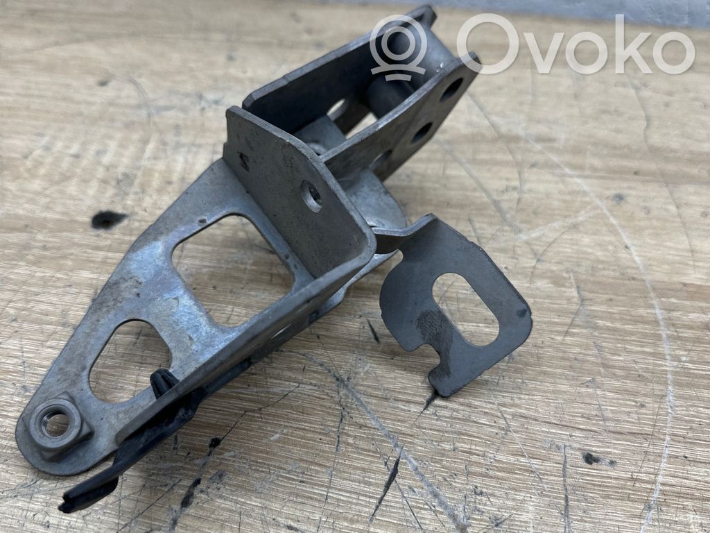 Audi A8 S8 D4 4H Radiator support slam panel bracket 