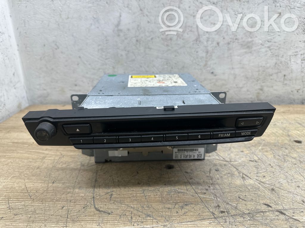 Panel / Radioodtwarzacz CD/DVD/GPS   9257201