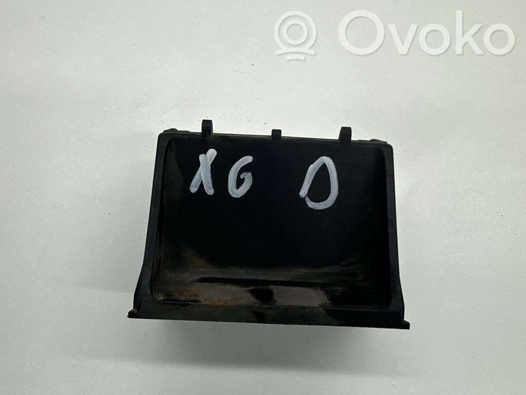 Radiator mount bracket   7533537,0110894A