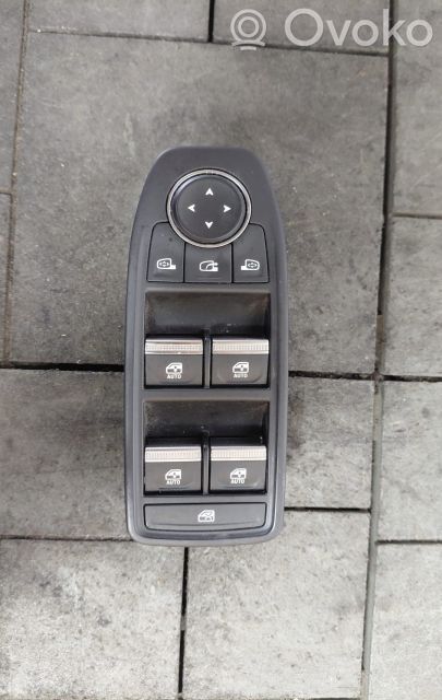 Electric window control switch   254201060R