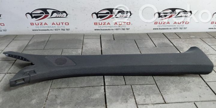 Audi Q3 F3 Pilar (A) 