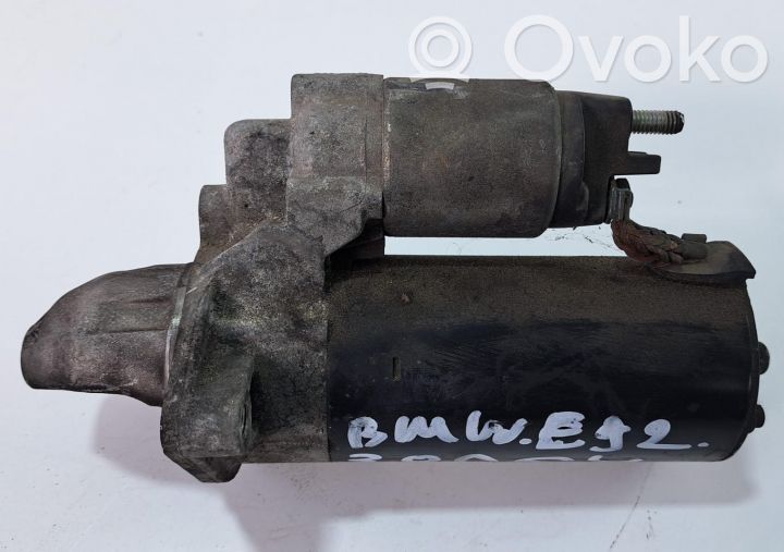 Alternator   001115046