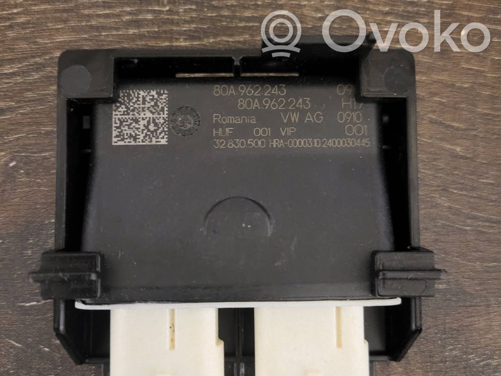 Unité de commande / module de hayon   92695108