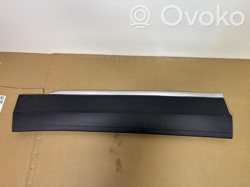 Volkswagen Tiguan Priekšpusē durvju dekoratīvā apdare (moldings) 