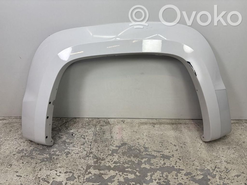 Volkswagen Amarok Aizmugurējā arka 