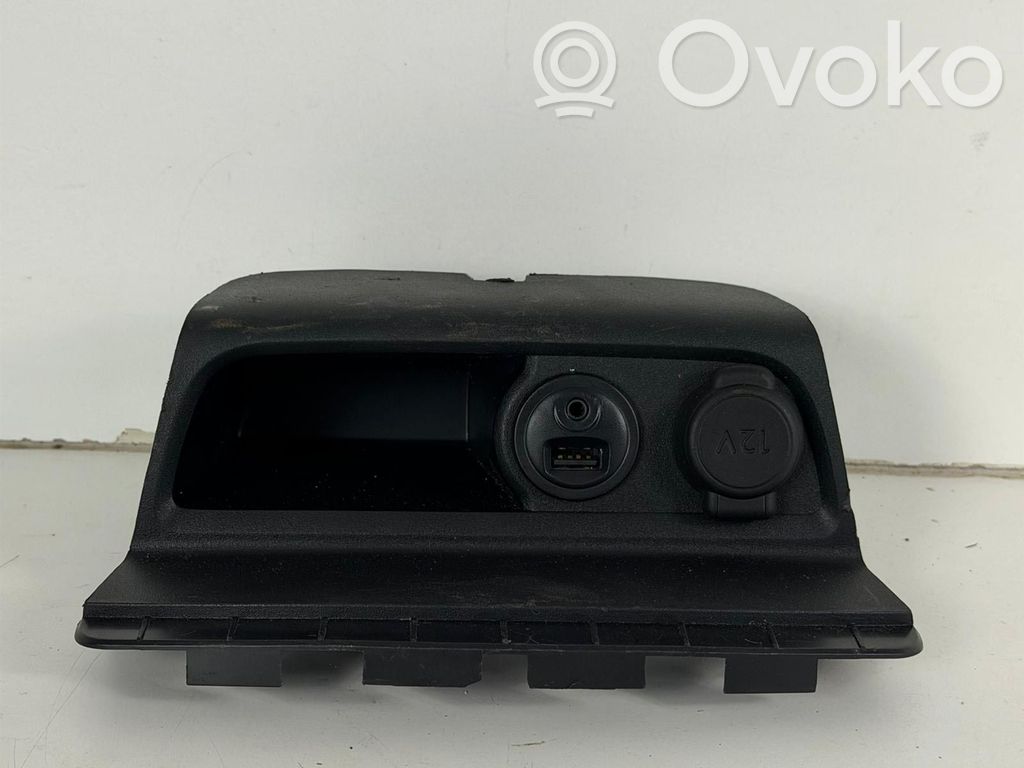 Enchufe conector USB   JPF1131227X,44517M,9674655277