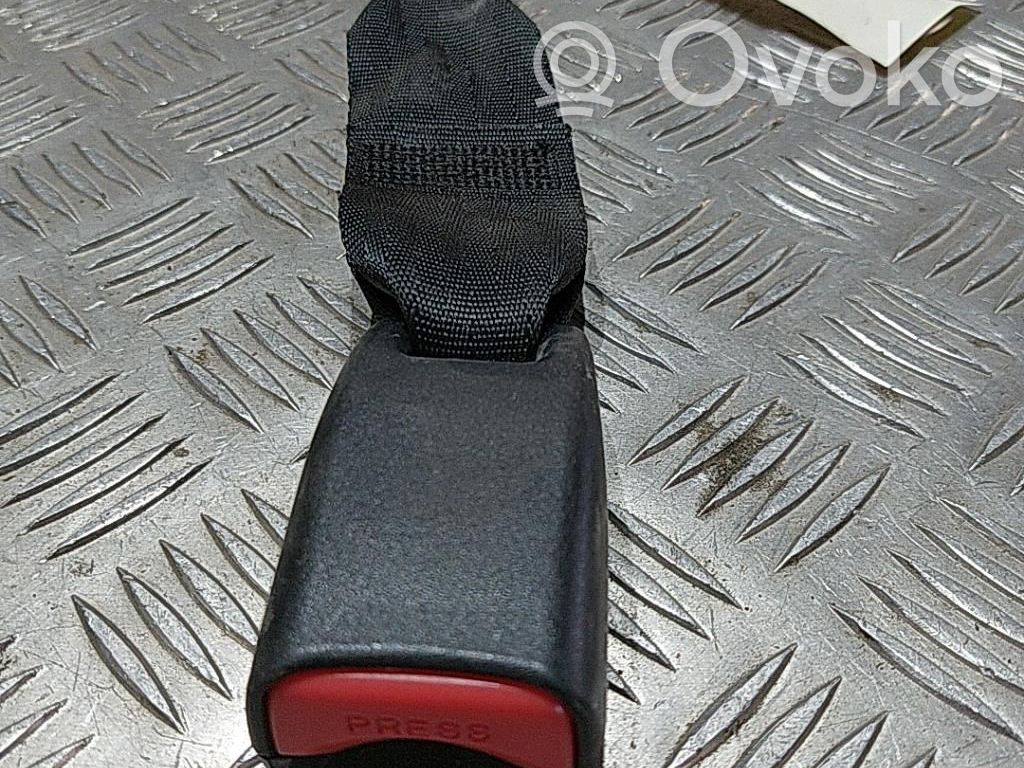 Klamra tylnego pasa bezpieczeństwa   D6Y15772001