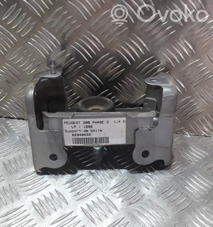 Peugeot 206 Gearbox mount 