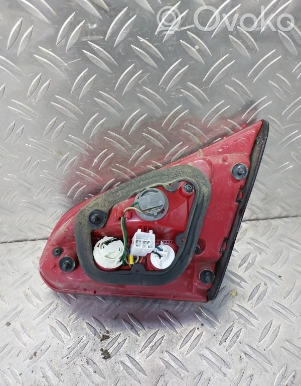 KIA Ceed Takaluukun takavalot 